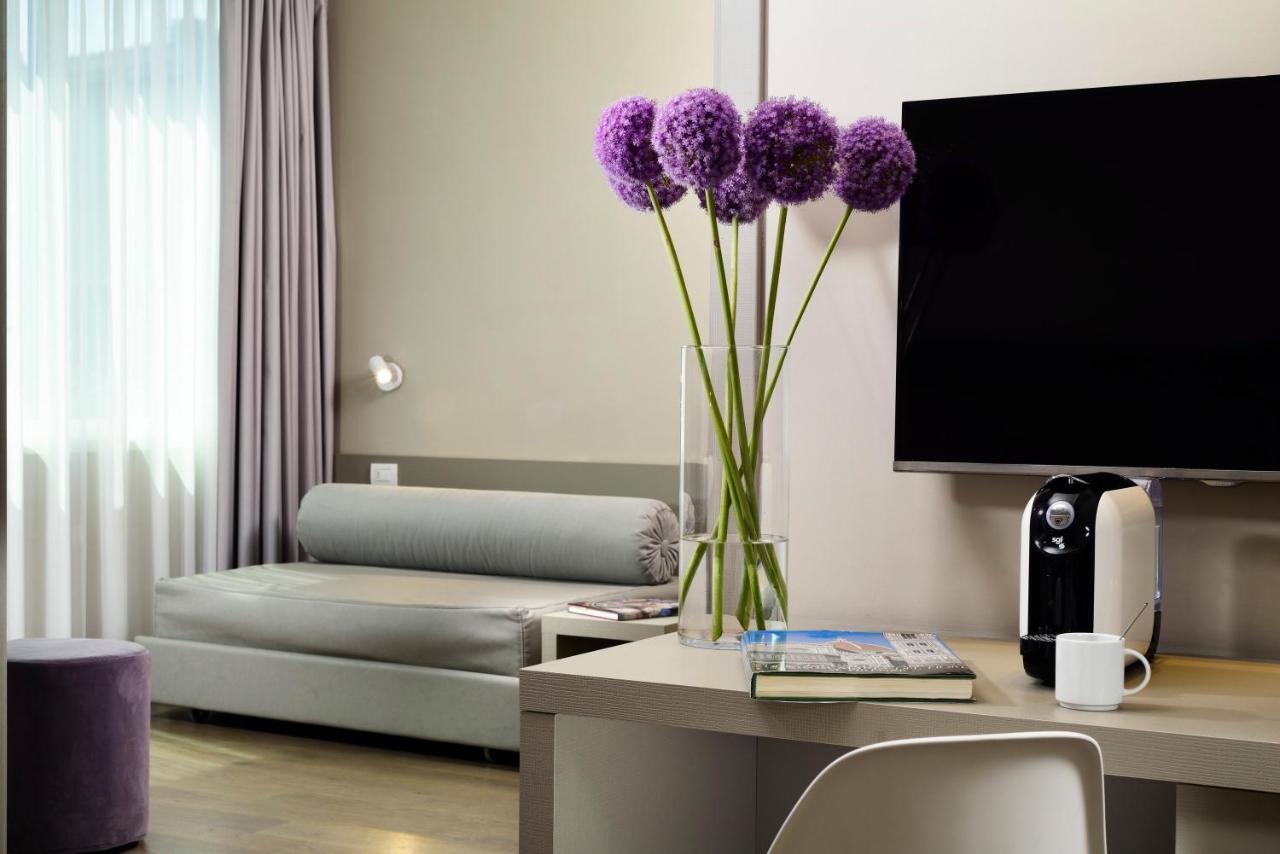 Hotel Glance In